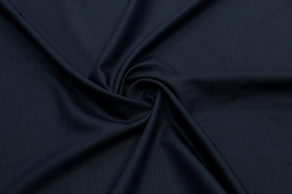 Monarca Suiting